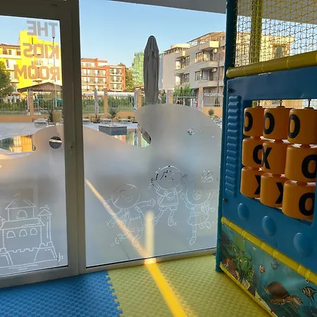 Plamena Palace فندق 4*