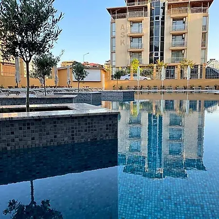 Hotel Plamena Palace 4*