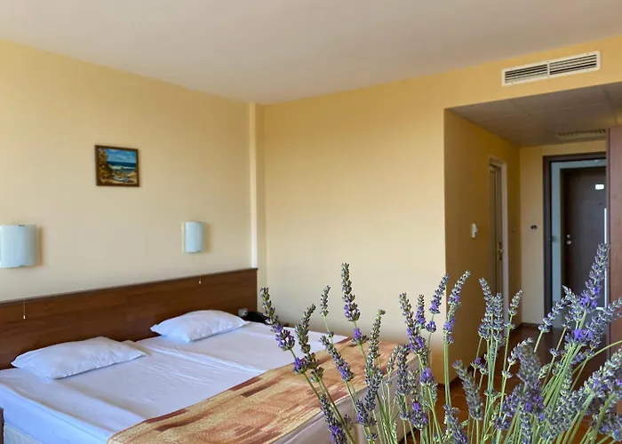 Ξενοδοχείο Plamena Palace