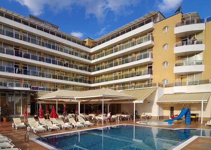 Ξενοδοχείο Plamena Palace